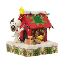 Load image into Gallery viewer, Prize-Worthy Christmas (Snoopy’s Doghouse) Peanuts By Jim Shore Figurine