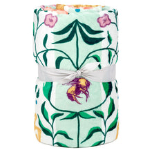 Load image into Gallery viewer, Bridgerton Ton Silhouettes on Floral Blanket, 50x60