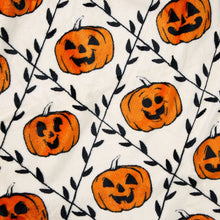 Load image into Gallery viewer, Vintage Jack-o'-Lanterns Throw Blanket, 50x60