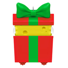 Load image into Gallery viewer, Nickelodeon SpongeBob SquarePants Sponge-Boxed for Christmas Ornament