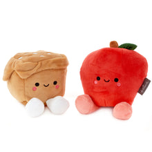Load image into Gallery viewer, Better Together Caramel and Apple Magnetic Plush, 6.5" - Hallmark Timmins
