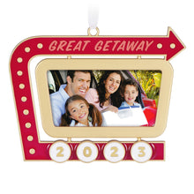 Load image into Gallery viewer, Great Getaway 2023 Metal Photo Frame Ornament