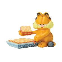 Load image into Gallery viewer, Garfield with Piece of Lasagna - Jim Shore - Heartwood Creek - Hallmark Timmins
