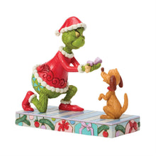 Load image into Gallery viewer, Grinch Giving Max a Bone Figure - Jim Shore Dr. Seuss
