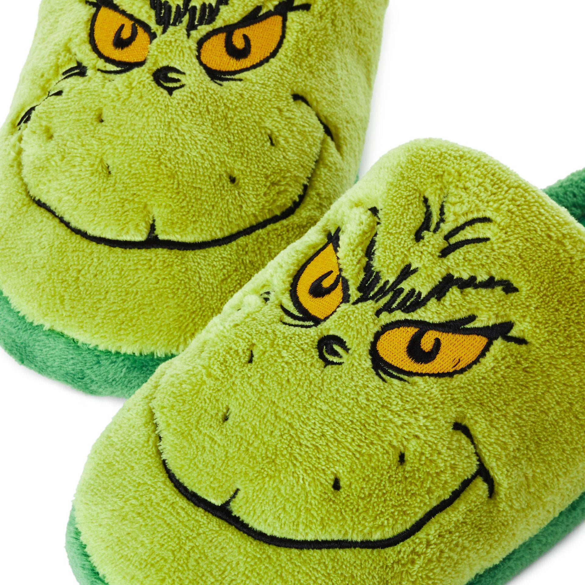 The hot sale grinch slippers