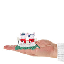 Load image into Gallery viewer, Merry Mice With Popcorn Garland Ornament
