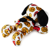 Load image into Gallery viewer, Peanuts® Jack-o&#39;-Lanterns Floppy Snoopy Plush
