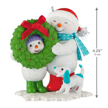 Load image into Gallery viewer, Making Memories Welcoming Wreath Ornament
