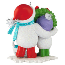 Load image into Gallery viewer, Making Memories Welcoming Wreath Ornament
