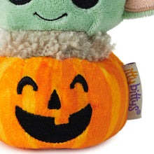Load image into Gallery viewer, itty bittys® Star Wars: The Mandalorian™ Grogu™ Jack-o&#39;-Lantern Plush
