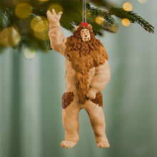 Load image into Gallery viewer, The Wizard of Oz™ Cowardly Lion™ Ornament - Hallmark Timmins
