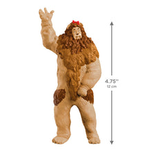 Load image into Gallery viewer, The Wizard of Oz™ Cowardly Lion™ Ornament - Hallmark Timmins
