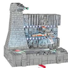 Load image into Gallery viewer, Star Wars: A New Hope™ Luke Skywalker&#39;s X-Wing Starfighter™ Ornament and Stocking Hanger Set With Light and Sound
